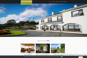 Visit Arches Farmhouse website.